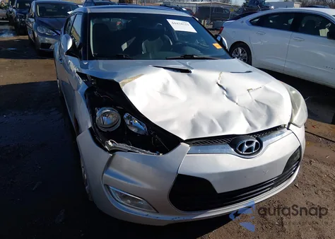 2012 Hyundai Veloster Base W/Black z USA, uszkodzony, nr VIN KMHTC6AD1CU032022